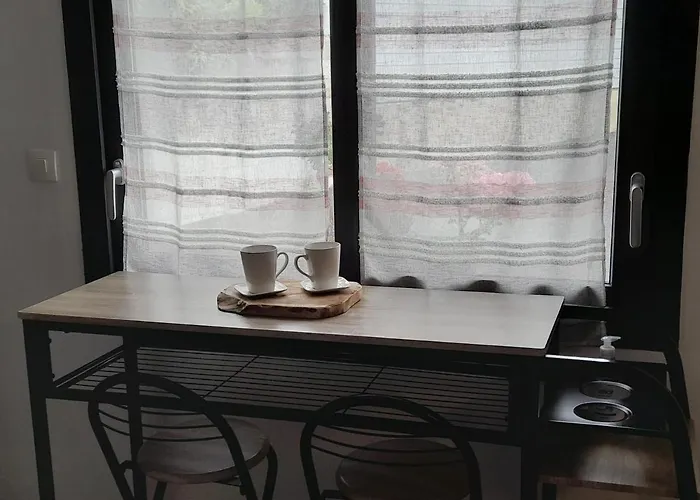 Les Fines Bulles & בית הארחה